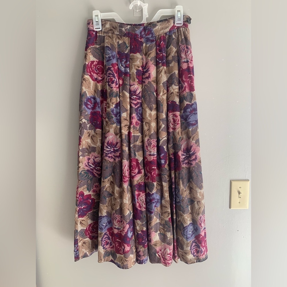 Womens Nilani VTG Floral Maxi Button Pleated Pockets  Cottage Feminine Skirt 10